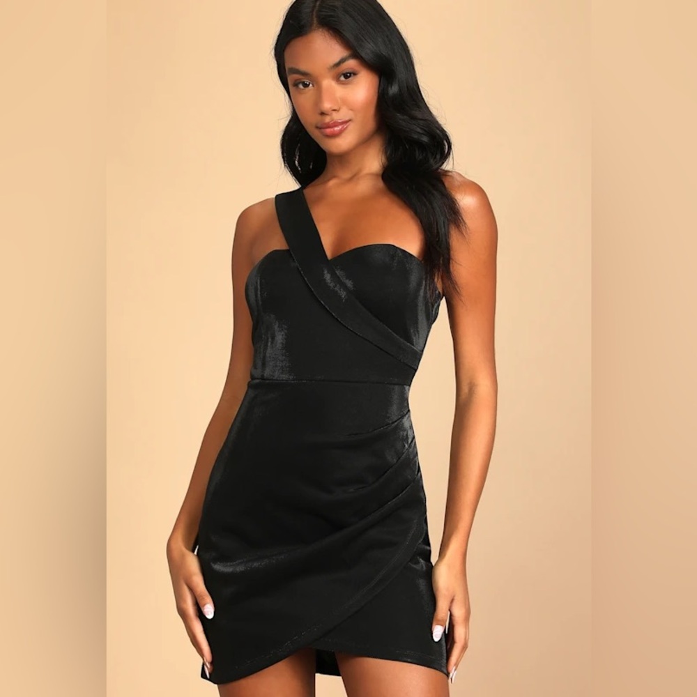 Lulu's Chic Black One-Shoulder Dress